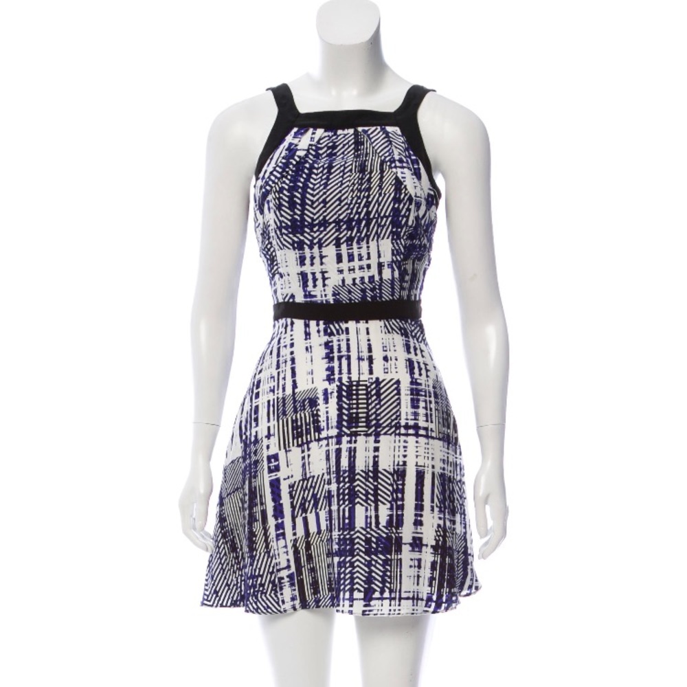 Parker dress size small